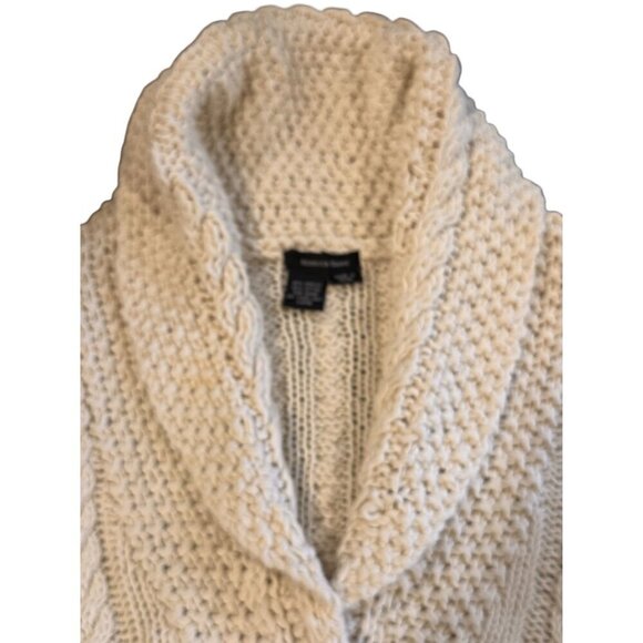 Rebecca Elliot Chunky Cable Knit Shawl Collar Sweater With Long Sleeves In Cream - Picture 6 of 10